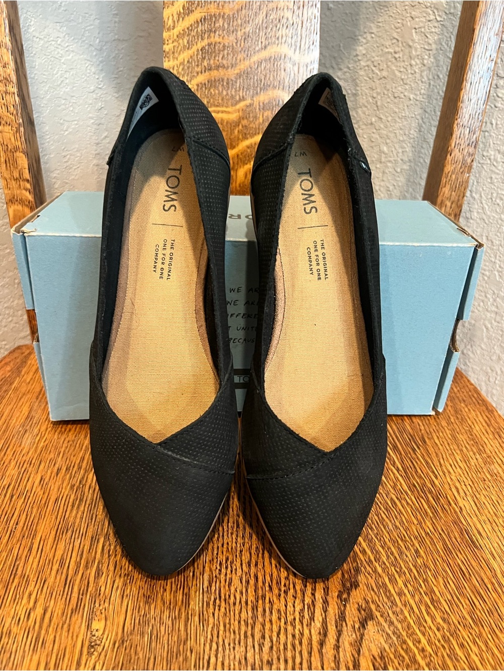 Tom’s Julie black perforated suede flats, size 7
